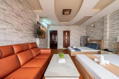 Hoàng Long Hotel By Cozrum – Photos 6