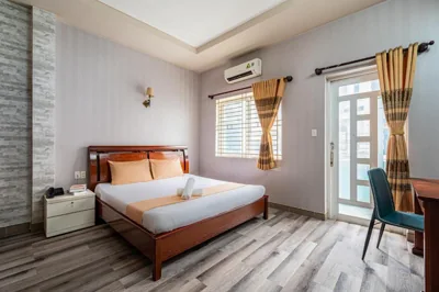 Hoàng Long Hotel By Cozrum – Photos 8