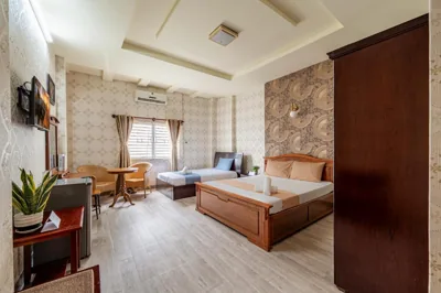 Hoàng Long Hotel By Cozrum – Photos 10