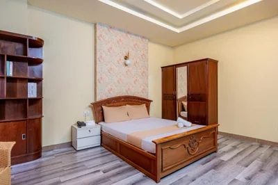 Hoàng Long Hotel By Cozrum – Photos 13
